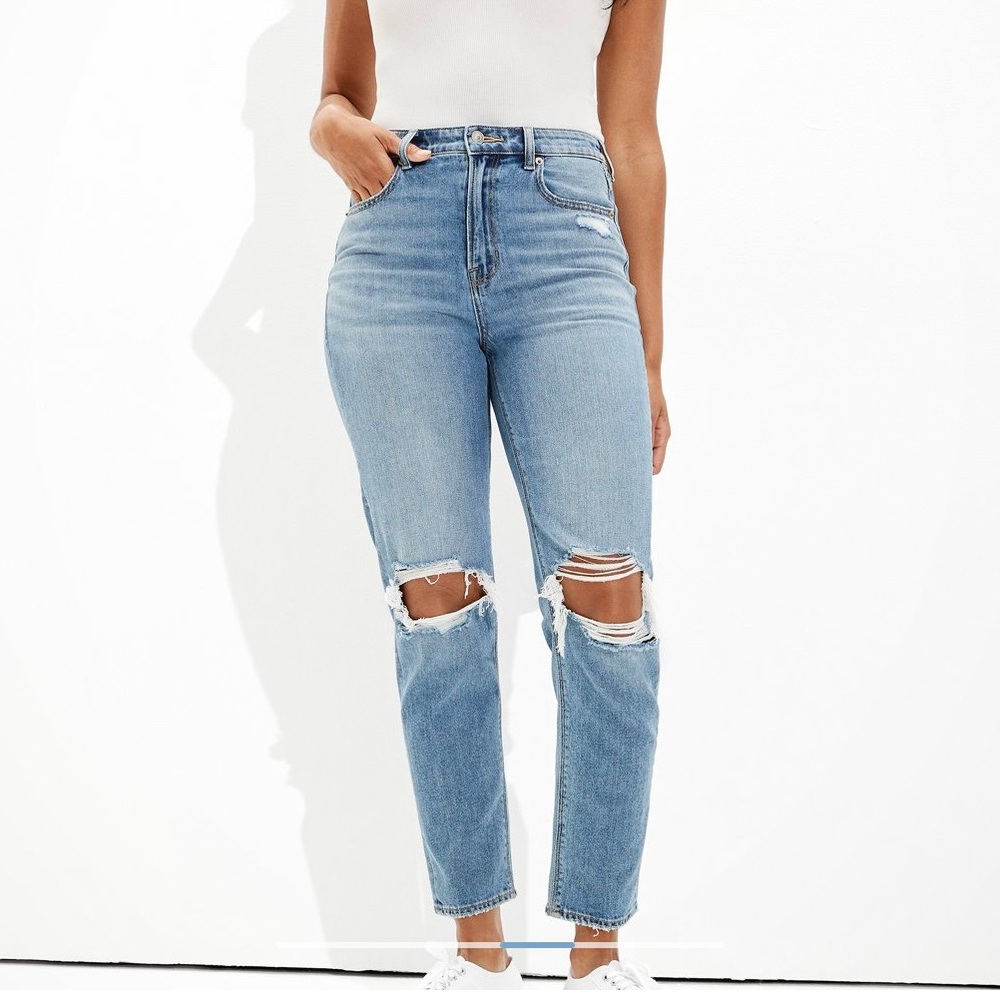 American Eagle Mom Jeans